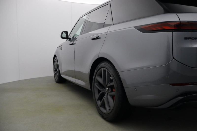 2024 (24) LAND ROVER RANGE ROVER SPORT 3.0 D300 Dynamic SE 5dr Auto 5103312
