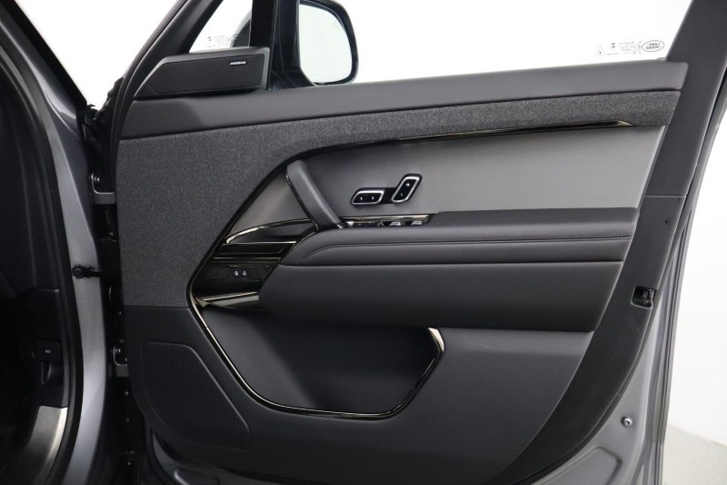 2024 (24) LAND ROVER RANGE ROVER SPORT 3.0 D300 Dynamic SE 5dr Auto 5103351