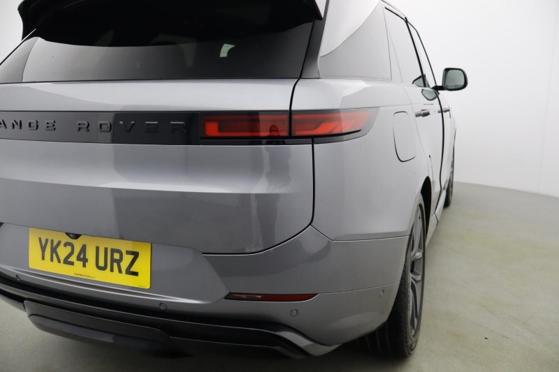 2024 (24) LAND ROVER RANGE ROVER SPORT 3.0 D300 Dynamic SE 5dr Auto 5103309