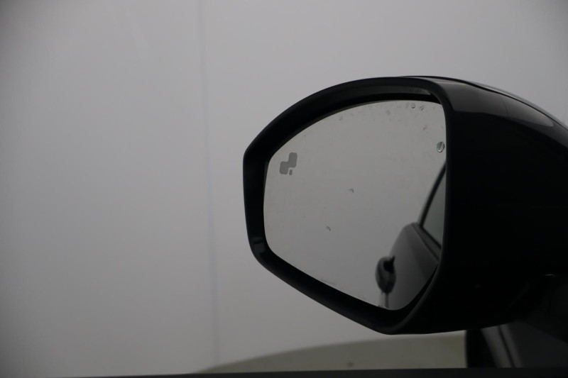 2022 (72) LAND ROVER DISCOVERY SPORT 1.5 P300e R-Dynamic SE 5dr Auto [5 Seat] 5074823