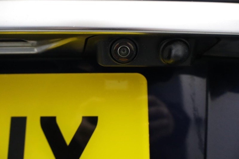 2022 (22) LAND ROVER RANGE ROVER SPORT 3.0 P400 HSE 5dr Auto 5087245