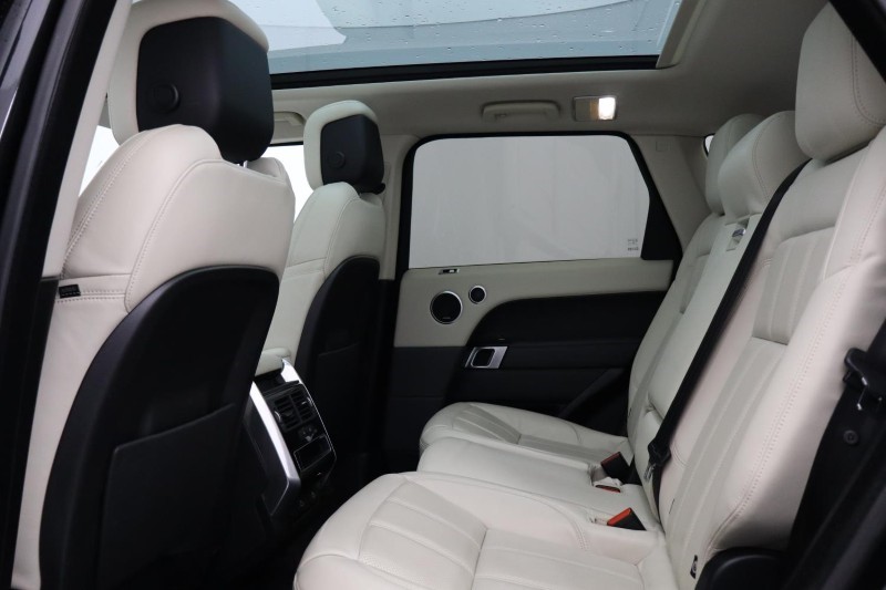 2022 (71) LAND ROVER RANGE ROVER SPORT 3.0 D250 HSE Silver 5dr Auto 5117679