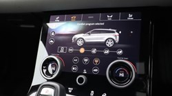 2020 (20) LAND ROVER RANGE ROVER EVOQUE 2.0 P200 R-Dynamic SE 5dr Auto 5084175