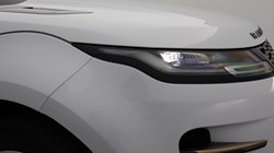 2020 (20) LAND ROVER RANGE ROVER EVOQUE 2.0 P200 R-Dynamic SE 5dr Auto 5084187