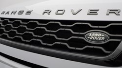2020 (20) LAND ROVER RANGE ROVER EVOQUE 2.0 P200 R-Dynamic SE 5dr Auto 5084152