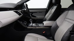 2020 (20) LAND ROVER RANGE ROVER EVOQUE 2.0 P200 R-Dynamic SE 5dr Auto 5084156