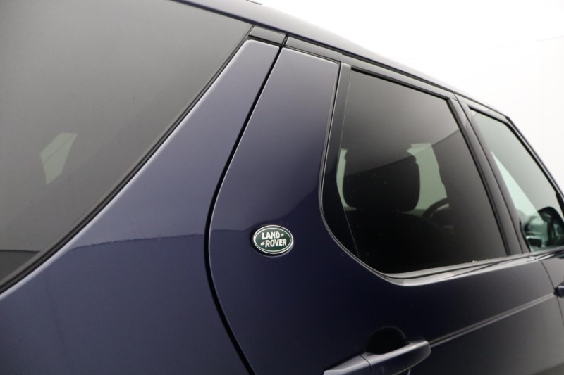 2023 (72) LAND ROVER DISCOVERY 3.0 D300 Metropolitan Edition 5dr Auto 5437899