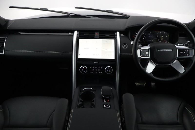 2023 (72) LAND ROVER DISCOVERY 3.0 D300 Metropolitan Edition 5dr Auto 5094536