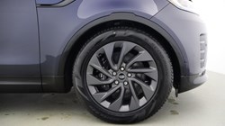 2023 (72) LAND ROVER DISCOVERY 3.0 D300 Metropolitan Edition 5dr Auto 5094522