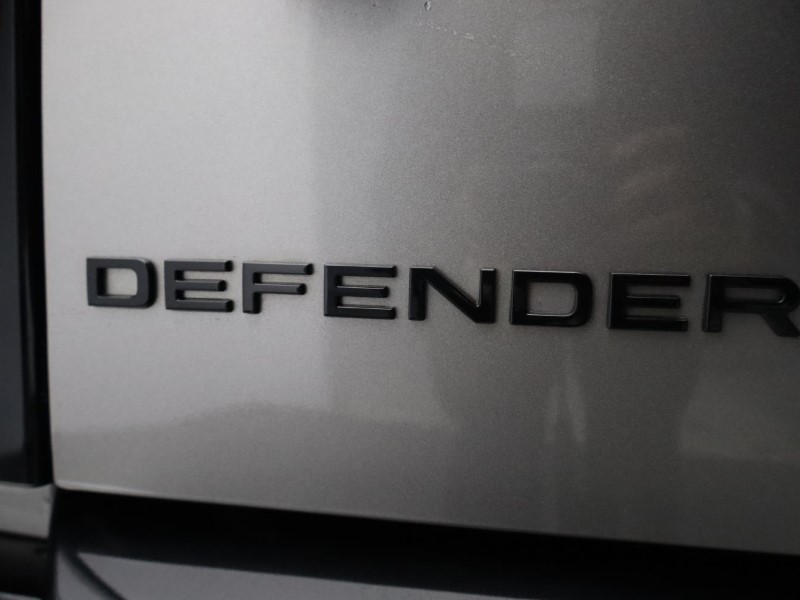 2024 (24) LAND ROVER DEFENDER 3.0 D300 X-Dynamic HSE 110 5dr Auto [7 Seat] 5115918
