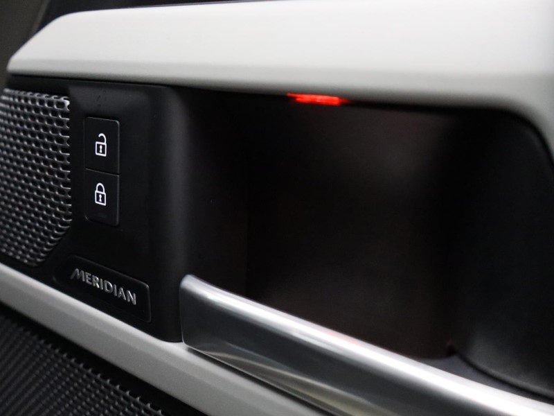 2024 (24) LAND ROVER DEFENDER 3.0 D300 X-Dynamic HSE 110 5dr Auto [7 Seat] 5115982