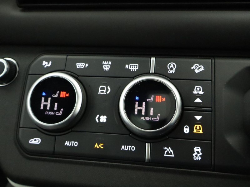 2024 (24) LAND ROVER DEFENDER 3.0 D300 X-Dynamic HSE 110 5dr Auto [7 Seat] 5115978