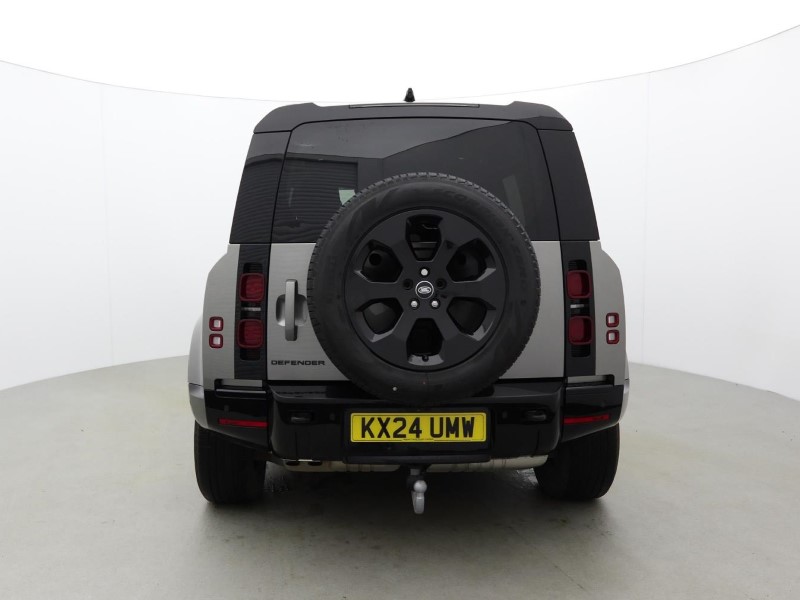 2024 (24) LAND ROVER DEFENDER 3.0 D300 X-Dynamic HSE 110 5dr Auto [7 Seat] 5115911