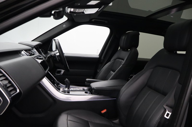 2022 (22) LAND ROVER RANGE ROVER SPORT 3.0 D300 HSE Dynamic Black 5dr Auto 5090678