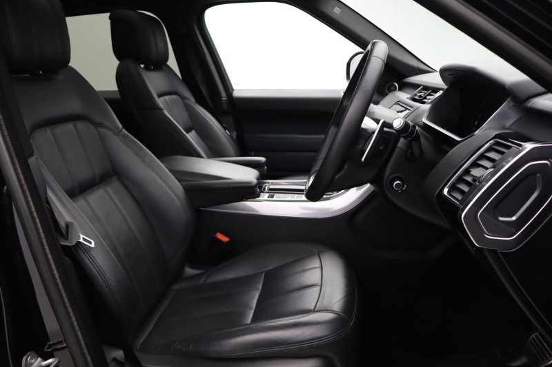 2022 (22) LAND ROVER RANGE ROVER SPORT 3.0 D300 HSE Dynamic Black 5dr Auto 5090701