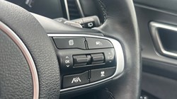 2023 (73) KIA SPORTAGE 1.6T GDi HEV GT-Line S 5dr Auto 3450039