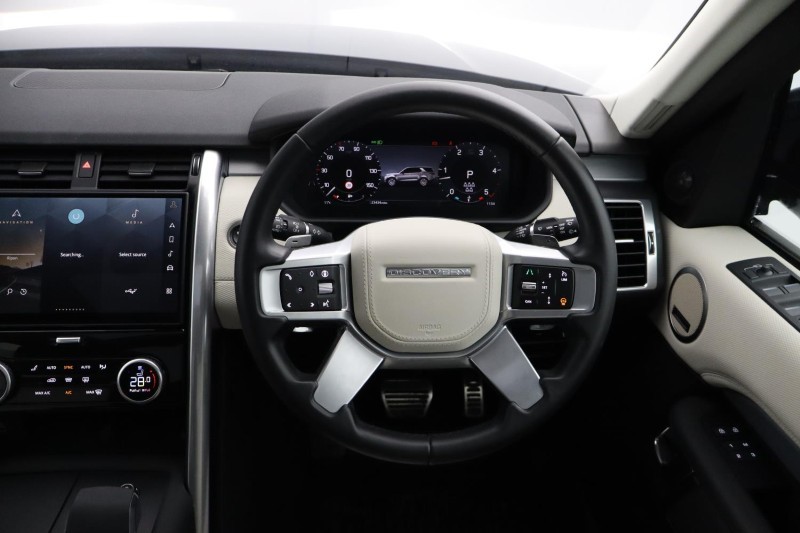 2024 (74) LAND ROVER DISCOVERY 3.0 D350 Dynamic HSE 5dr Auto 5112974