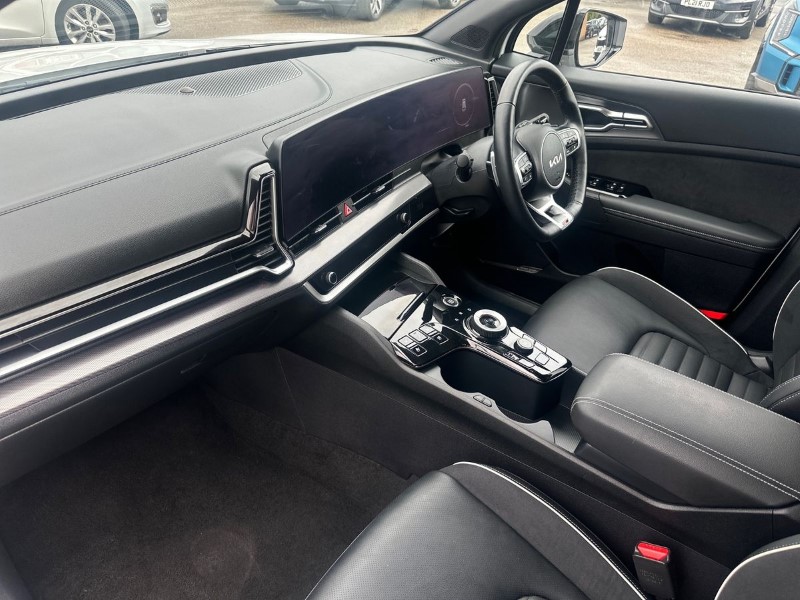 2023 (73) KIA SPORTAGE 1.6T GDi HEV GT-Line S 5dr Auto 3450054