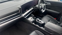 2023 (73) KIA SPORTAGE 1.6T GDi HEV GT-Line S 5dr Auto 3450054