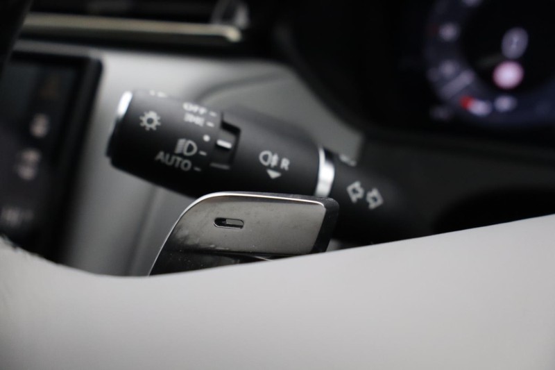 2024 (74) LAND ROVER RANGE ROVER VELAR 2.0 D200 MHEV Dynamic HSE 5dr Auto 5113656