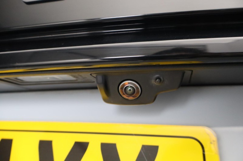 2024 (74) LAND ROVER RANGE ROVER VELAR 2.0 D200 MHEV Dynamic HSE 5dr Auto 5117250