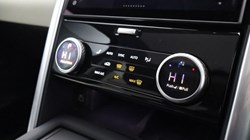 2024 (24) LAND ROVER DISCOVERY 3.0 D350 Dynamic HSE 5dr Auto 5114012