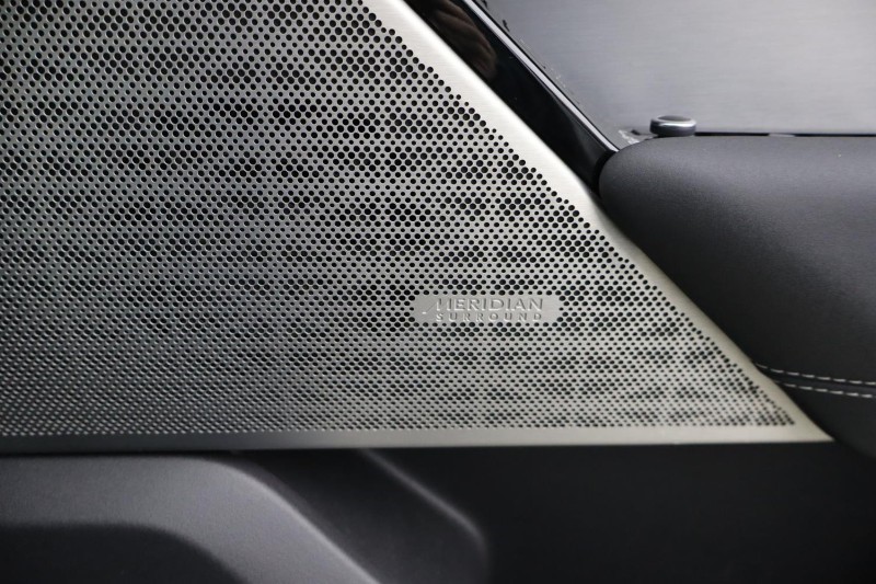 2022 (22) LAND ROVER RANGE ROVER VELAR 2.0 D200 Edition 5dr Auto 5100640