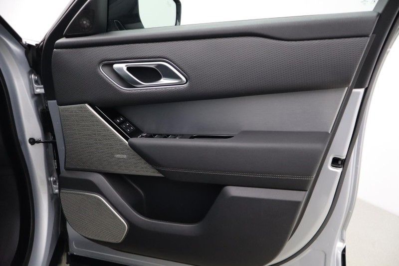 2022 (22) LAND ROVER RANGE ROVER VELAR 2.0 D200 Edition 5dr Auto 5100620