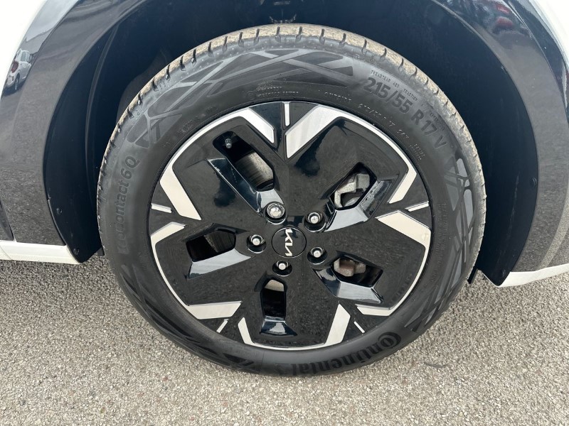 2023 (72) KIA NIRO 150kW 4 64kWh 5dr Auto 3438622