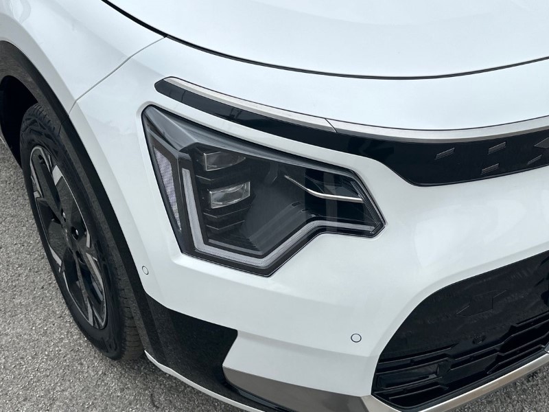 2023 (72) KIA NIRO 150kW 4 64kWh 5dr Auto 3438655