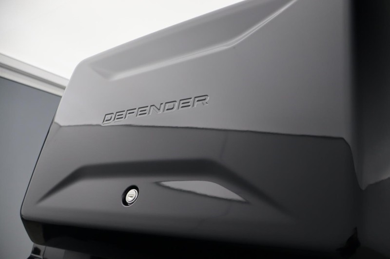 2025 (75) LAND ROVER DEFENDER 3.0 D250 X-Dynamic SE 110 5dr Auto 5119165