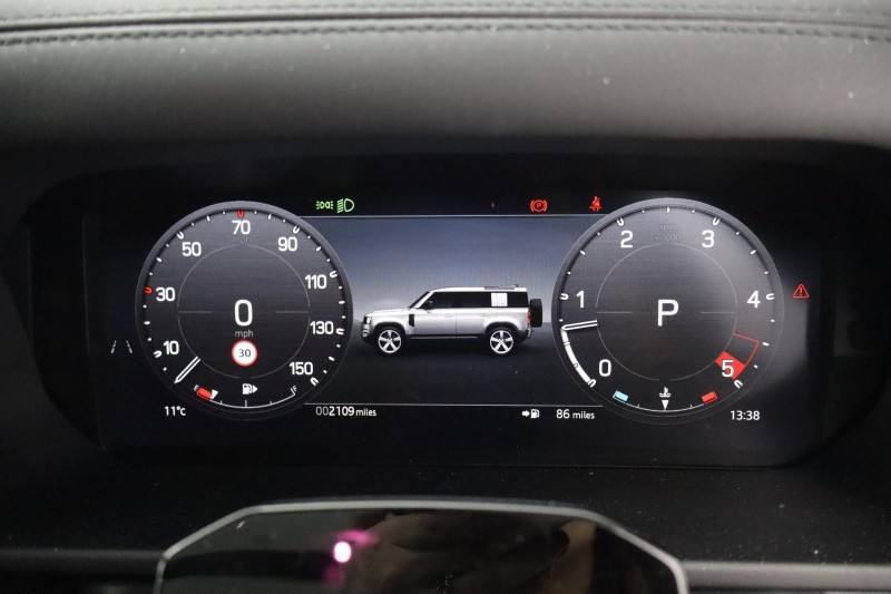 2025 (75) LAND ROVER DEFENDER 3.0 D250 X-Dynamic SE 110 5dr Auto 5119208