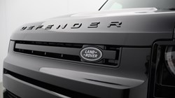 2025 (75) LAND ROVER DEFENDER 3.0 D250 X-Dynamic SE 110 5dr Auto 5119176