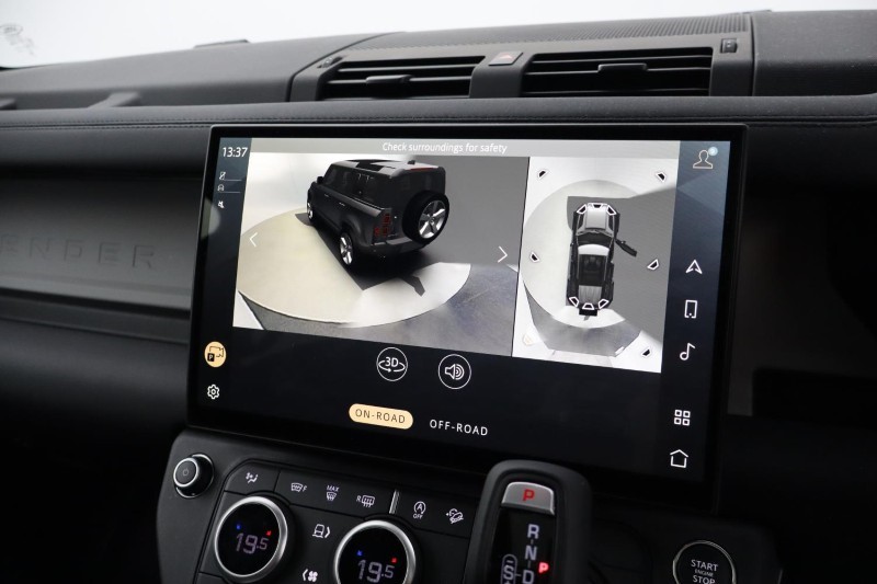 2025 (75) LAND ROVER DEFENDER 3.0 D250 X-Dynamic SE 110 5dr Auto 5119200