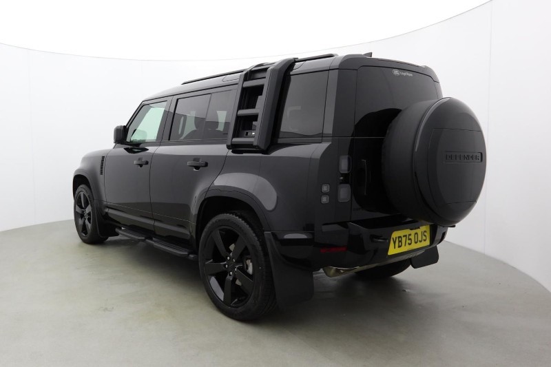 2025 (75) LAND ROVER DEFENDER 3.0 D250 X-Dynamic SE 110 5dr Auto 5119153