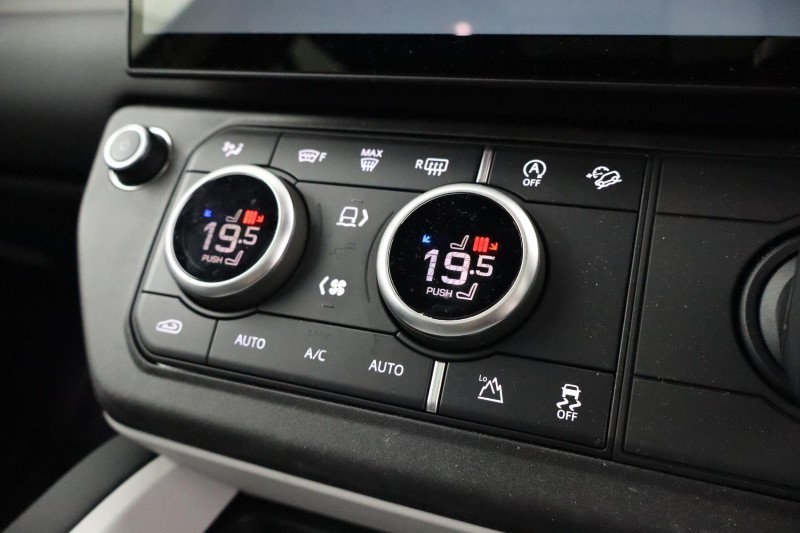 2025 (75) LAND ROVER DEFENDER 3.0 D250 X-Dynamic SE 110 5dr Auto 5119209