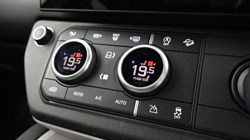 2025 (75) LAND ROVER DEFENDER 3.0 D250 X-Dynamic SE 110 5dr Auto 5119209