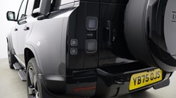 2025 (75) LAND ROVER DEFENDER 3.0 D250 X-Dynamic SE 110 5dr Auto 5119155