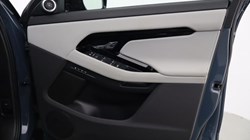 2024 (74) LAND ROVER RANGE ROVER EVOQUE 1.5 P270e Dynamic SE 5dr Auto 5098560