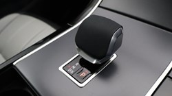 2024 (74) LAND ROVER RANGE ROVER EVOQUE 1.5 P270e Dynamic SE 5dr Auto 5098565