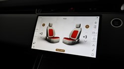 2024 (74) LAND ROVER RANGE ROVER EVOQUE 1.5 P270e Dynamic SE 5dr Auto 5098573