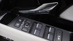 2024 (74) LAND ROVER RANGE ROVER EVOQUE 1.5 P270e Dynamic SE 5dr Auto 5098561