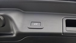 2024 (74) LAND ROVER RANGE ROVER EVOQUE 1.5 P270e Dynamic SE 5dr Auto 5098543