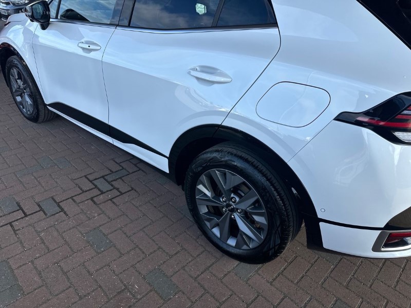 2022 (22) KIA SPORTAGE 1.6T GDi HEV GT-Line S 5dr Auto 3466160