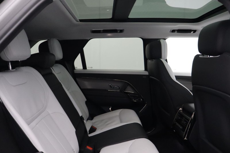 2023 (23) LAND ROVER RANGE ROVER SPORT 3.0 D300 Dynamic SE 5dr Auto 5121657