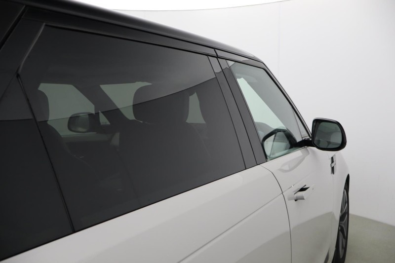 2023 (23) LAND ROVER RANGE ROVER SPORT 3.0 D300 Dynamic SE 5dr Auto 5121653