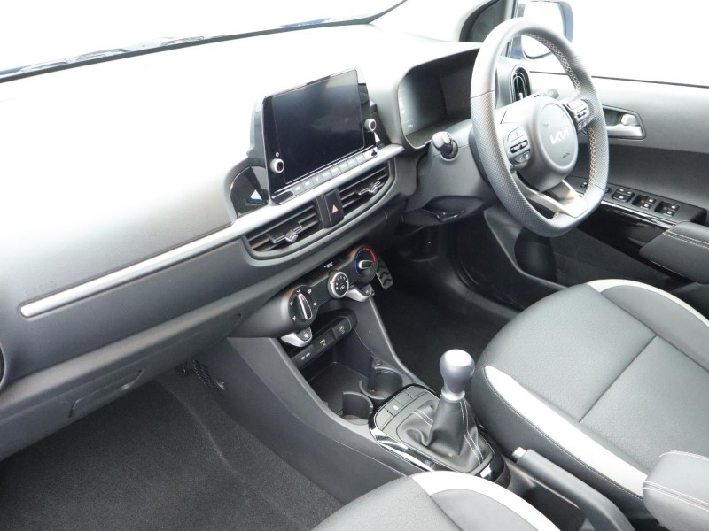 2024 (74) KIA PICANTO 1.0 GT-Line 5dr 4002033