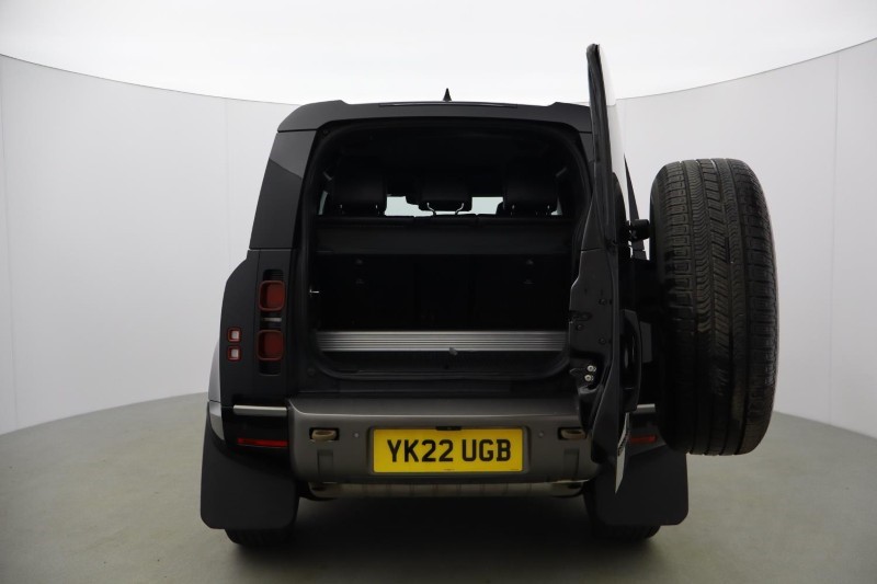 2022 (22) LAND ROVER DEFENDER 2.0 P300 X-Dynamic S 90 3dr Auto 5140563