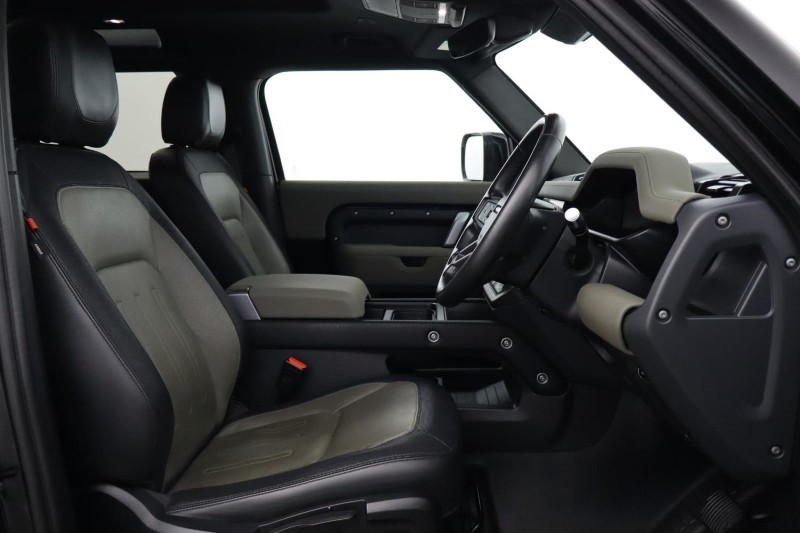 2022 (22) LAND ROVER DEFENDER 2.0 P300 X-Dynamic S 90 3dr Auto 5140590