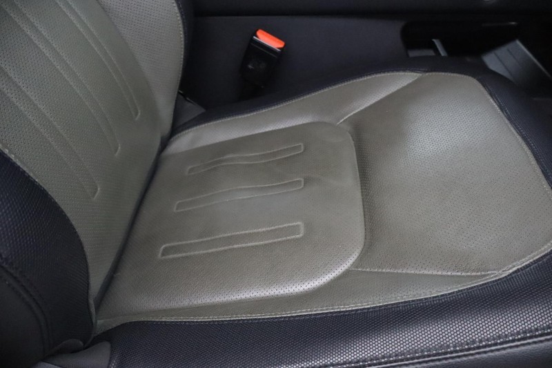 2022 (22) LAND ROVER DEFENDER 2.0 P300 X-Dynamic S 90 3dr Auto 5140591